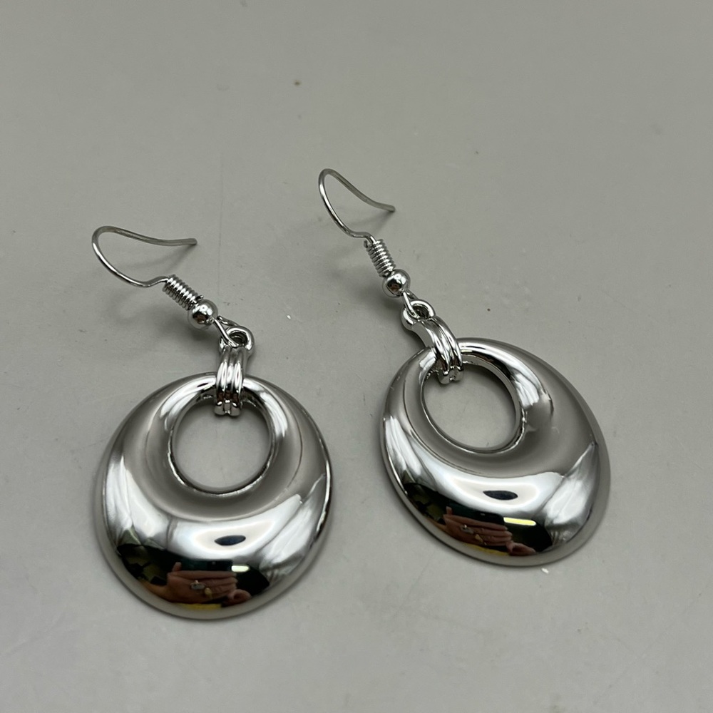 Elegant Silver Dangle Earrings